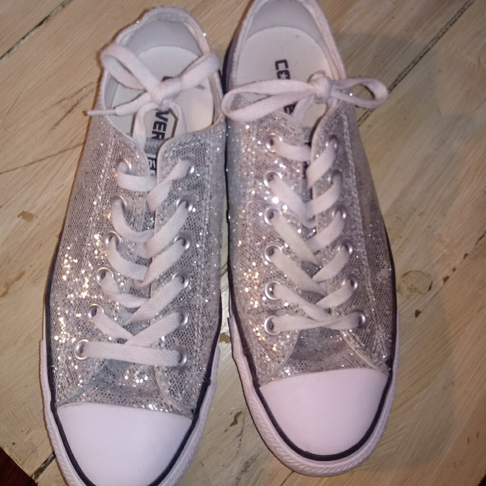 Sparkly silver converse sneakers sz 8 Women's